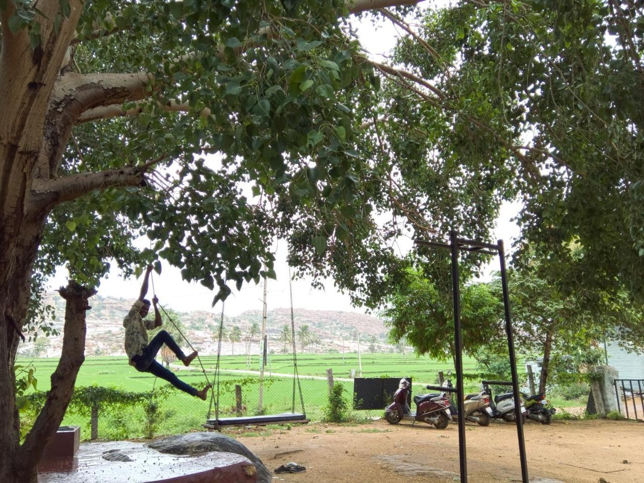 Jungle Tree Hampi Hotel Екстериор снимка